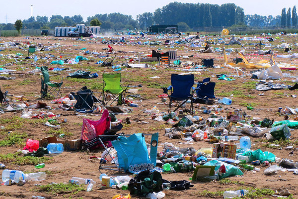 Müll auf dem Festivalgelände